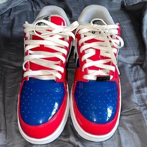 good condition has minor creasing